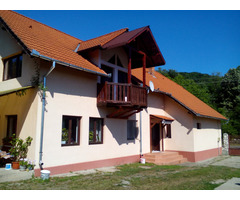 Vand vila si teren intr-o zona superba in loc. Savarsin (jud. Arad)