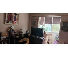 VÂND apartament de două camere (52500 euro) sau schimb cu o garsonieră și suma de 19000 euro