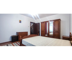 Casă cu șase camere (trei băi) central, Popești Leordeni - 7