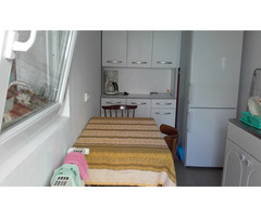 Garsoniera la curte, sector 1, pentru o studenta la Agronomie/ SNSPA,etc