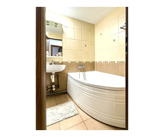 Garsoniera spatioasa, complet mobilata si echipata, gata de mutare - 8