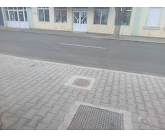 Închiriez spațiu comercial cu suprafața de 184 mp în Macin jud Tulcea