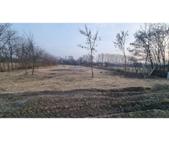 Loc de casa teren in Artand Ártánd 3km de grantina in Ungaria - Oradea