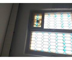 Vand apartament 3 camere decomandat etaj 1 zona casa Cartii