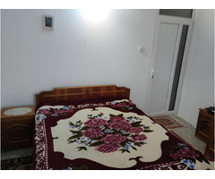 Apartament 3 camere decomandat, 71 mp, etaj 2, 2 băi, complet mobilat –  Berca