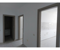 Inchiriez ap. 2 cam Nemobilat cu centrala term. proprie si loc parcare pe 1 an minim - 6