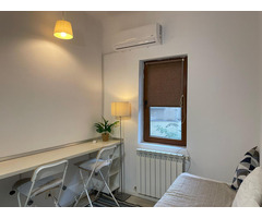 Ofer spre inchiriere garsoniera in vila, zona Cotroceni