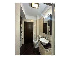 Inchiriez apartament 3 camere nemobilat zona Baneasa cu loc parcare subterana