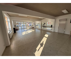 Cladire comerciala Bussines  Curte generoasa Popesti Leordeni