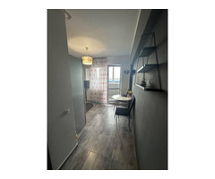 Apartament 3 camere  vand sau schimb