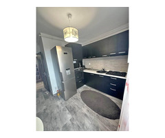 Apartament 3 camere  vand sau schimb