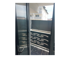 Vând apartament 2 camere cu gradina proprie