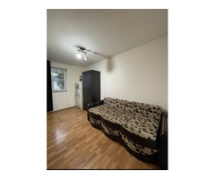 Garsonieră superbă de vânzare la Mall Vitan mobilată si utilată