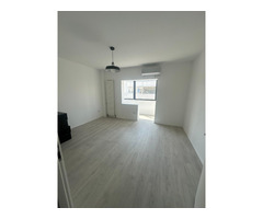 Proprietar, vand apartament 2 camere, complet renovat, zona Decebal-Voronet