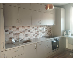 Vand apartament 3 camere Baciu