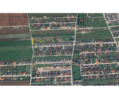 Vând 3000 mp teren intravilan