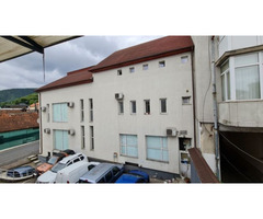 Închiriez showroom, birouri, depozite, garaj in Brasov Ultracentral