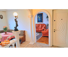 Vând ap 3 camere decomandat