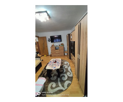 Vând apartament cu 2 camere !