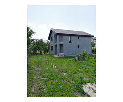 Vând vila an construcție 2023 central