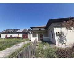 Casa 227 mp | Teren intravilan 700 mp | Padureni, Judet Giurgiu